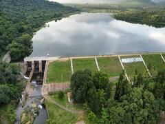 நீர் நிரம்பி காணப்படும் மதுரை பாலமேடு சாத்தையார் அணை!