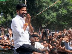 आज तेलंगाना के सीएम पद की शपथ लेंगे रेवंत रेड्डी, सोनिया-राहुल रहेंगे मौजूद, कौन बनेगा डिप्टी सीएम?