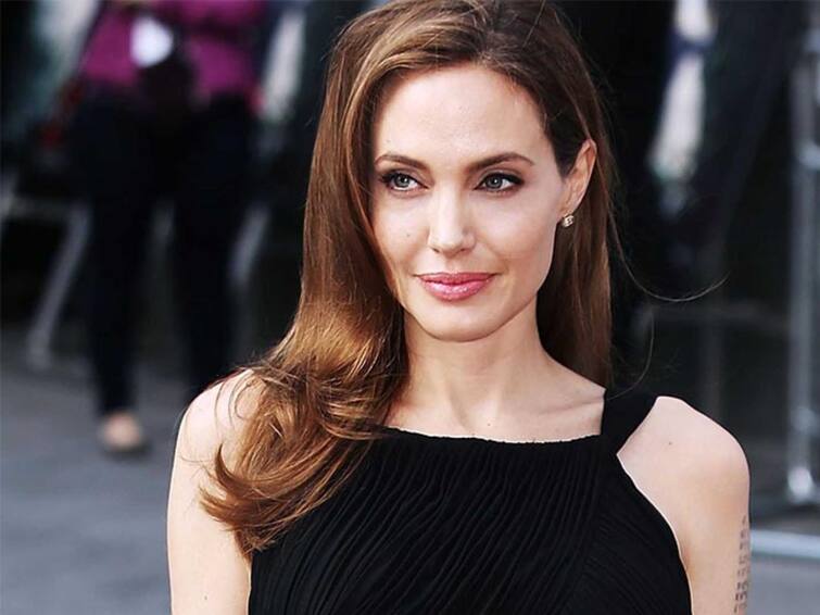 oscar winning actress angelina jolie says hollywood is not a healthy place to live Angelina Jolie: வாழ்க்கையை முடித்துக் கொள்ள நினைத்தேன்.. ஏஞ்சலினா ஜோலி பரபரப்பு ஸ்டேட்மெண்ட்!