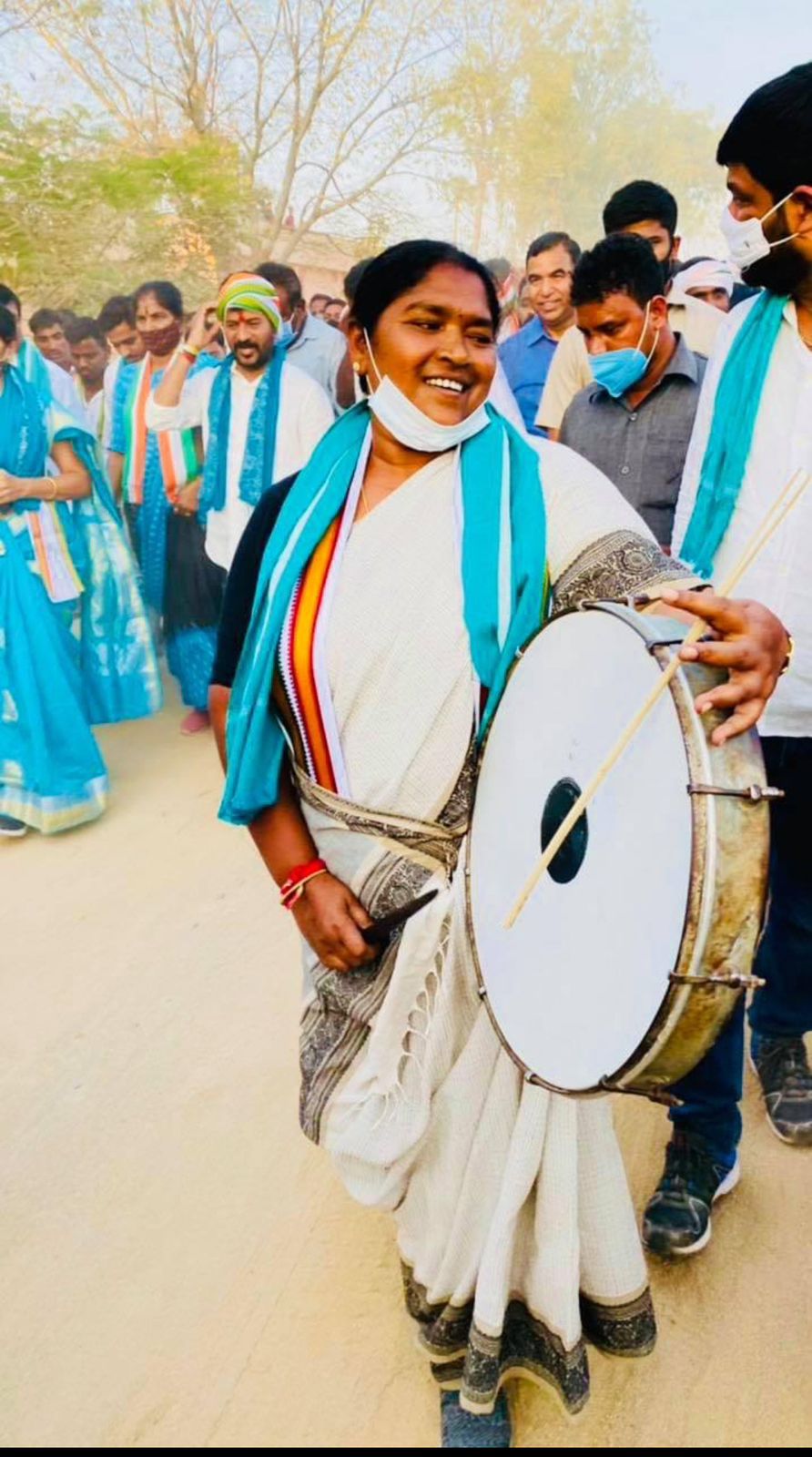 தெலங்கானாவில் அமைச்சராக பதவியேற்ற முன்னாள் மாவோயிஸ்ட்! யார் இந்த சீதாக்கா?