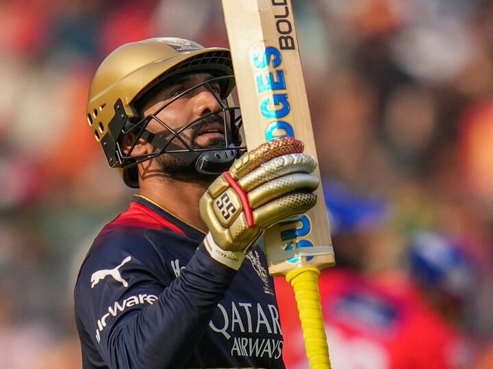 Despite underperforming in the previous season for RCB, Dinesh Karthik has been retained for the upcoming season. This opportunity might mark his final chance to showcase his capabilities and sign off on a high note.