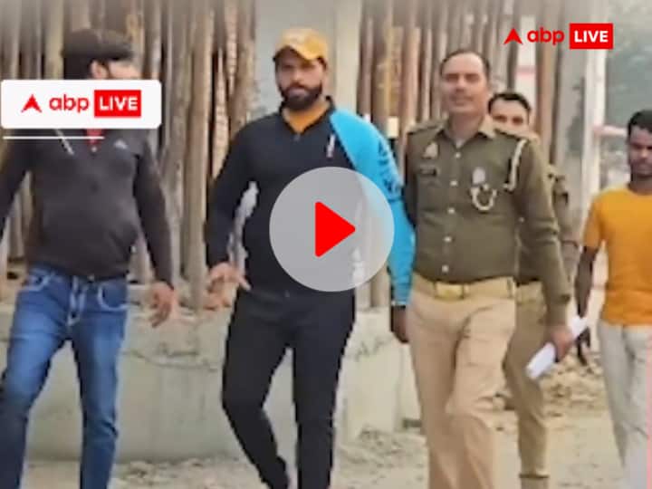 Ghaziabad accused made reel in police custody while going for medical checkup ann Watch: यूपी में पुलिस कस्टडी में आरोपी का भौकाल, मेडिकल जाते समय बनाई रील, देखें वीडियो