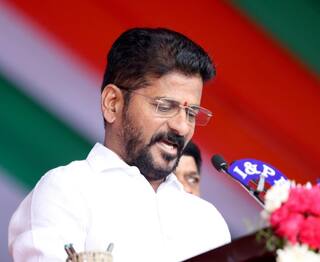 Revanth Reddy Oath Ceremony: રેવંત રેડ્ડી બન્યા તેલંગાણાના મુખ્યમંત્રી, જુઓ કેબિનેટની પૂરી લિસ્ટ