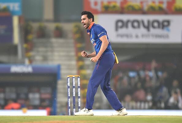 India's potential bowling line-up for IND vs SA 1st T20I could feature Mohammad Siraj, Arshdeep Singh, Mukesh Kumar, Kuldeep Yadav, and Ravindra Jadeja.