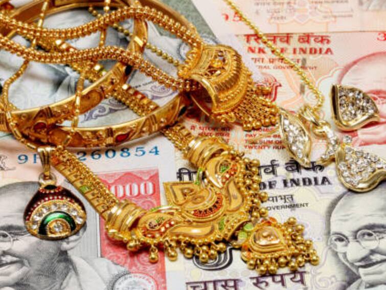 Latest Gold Silver Rate Today 7 december 2023 know gold price in your city  chennei, coimbatore madurai, bangalore mumbai Latest Gold Silver Rate : தங்கம் விலையில் மாற்றம்.. ஒரு சவரனுக்கு ரூ.40 அதிகரிப்பு.. இன்றைய நிலவரம் இதோ..