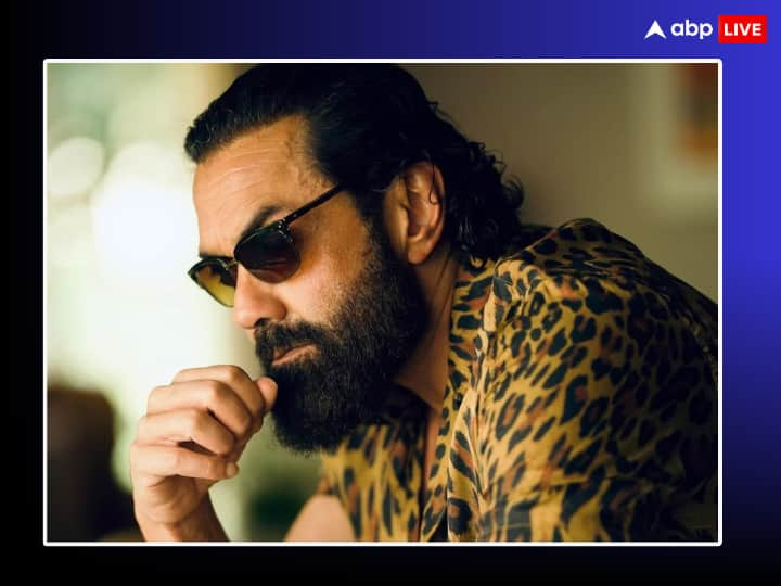 Bobby Deol Career: ‘एनिमल’ के जरिए बॉबी देओल इस वक्त पूरे देश के दिल की धड़कन बन चुके हैं. लेकिन क्या आप जानते हैं कि एक्टर को ये कामयाबी किसकी वजह से मिल पाई है.अगर नहीं तो देखिए ये रिपोर्ट....