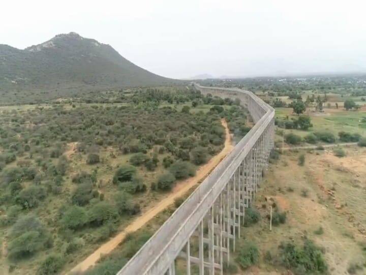 திட்டம் கொண்டுவர போராட்டம், பணிகளை முடிக்க போராட்டம், இன்று தண்ணீரை கொண்டு வரவும் போராட்டம் என மாறிய உசிலம்பட்டியின் கனவு திட்டமான 58  கால்வாய் திட்டம் என விவசாயிகள் வேதனை.