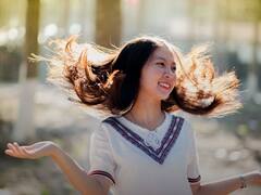 जापान में अगर किसी लड़की ने शर्ट का दूसरा बटन किसी को दे दिया तो क्या है इसका मतलब?