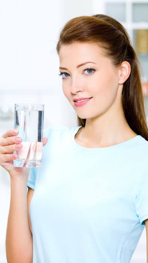 आपने कभी ट्राई की है स्किन के लिए ये वॉटर थेरेपी?