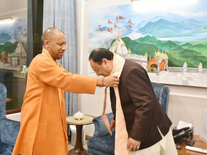 सीएम योगी और जेपी नड्डा की मुलाकात में उत्तर प्रदेश में मंत्रिमंडल विस्तार और उत्तर प्रदेश में संगठन का प्रभारी कौन होगा, इन सभी मुद्दो को लेकर चर्चा हुई. क्योंकि 2024 लोकसभा चुनाव से पहले उत्तर प्रदेश में मंत्रिमंडल का विस्तार होना है.