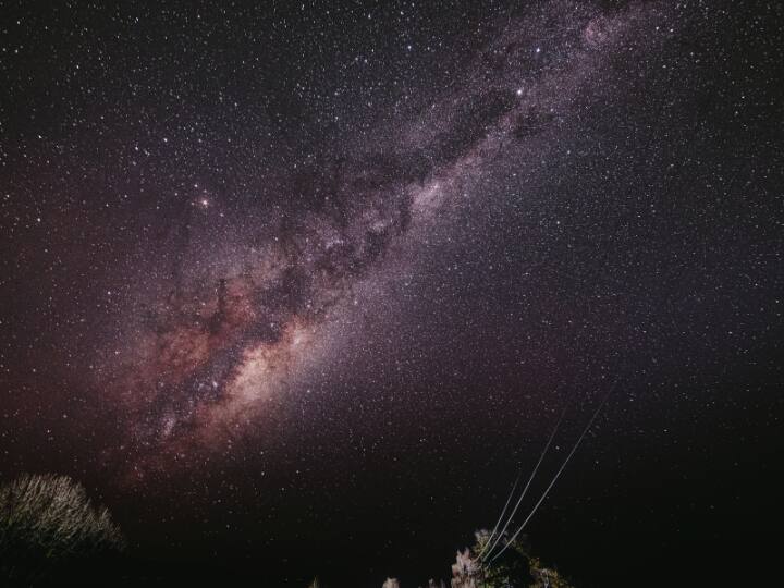 वाटर रिसाइक्लिंग यूनिट, यूरिन प्रोसेसर असेंबली (यूपीए), एडवांस्ड डीह्यूमिडिफ़ायर और वैक्यूम डिस्टिलेशन की मदद से पानी को रिसाइकल किया जाता है.