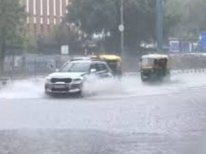 Chance of rain in next 3 hours in Tamil Nadu weather report Rain Alert: தமிழகத்தில் அடுத்த 3 மணி நேரத்தில் மழைக்கு வாய்ப்பு! எந்தெந்த மாவட்டங்களில் தெரியுமா?