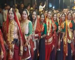 Rajkot News: રાજકોટમાં લગ્નનાં ફુલેકામાં રૂપિયાનો વરસાદ, 200 કિલો ઘરેણા પહેરીને રમ્યા રાસ ગરબા