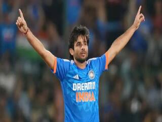 IND vs SA T20: நம்பர் ஒன் பவுலர்.. டி 20-இல் பிளேயிங் லெவனில் இடம்பெறுவாரா? ரசிகர்களின் கோரிக்கை என்ன?