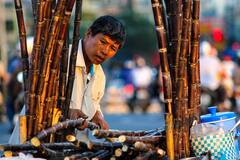 Sugarcane juice : चेहऱ्याच्या अनेक समस्यांवर एकच उपाय, उसाचा रस..