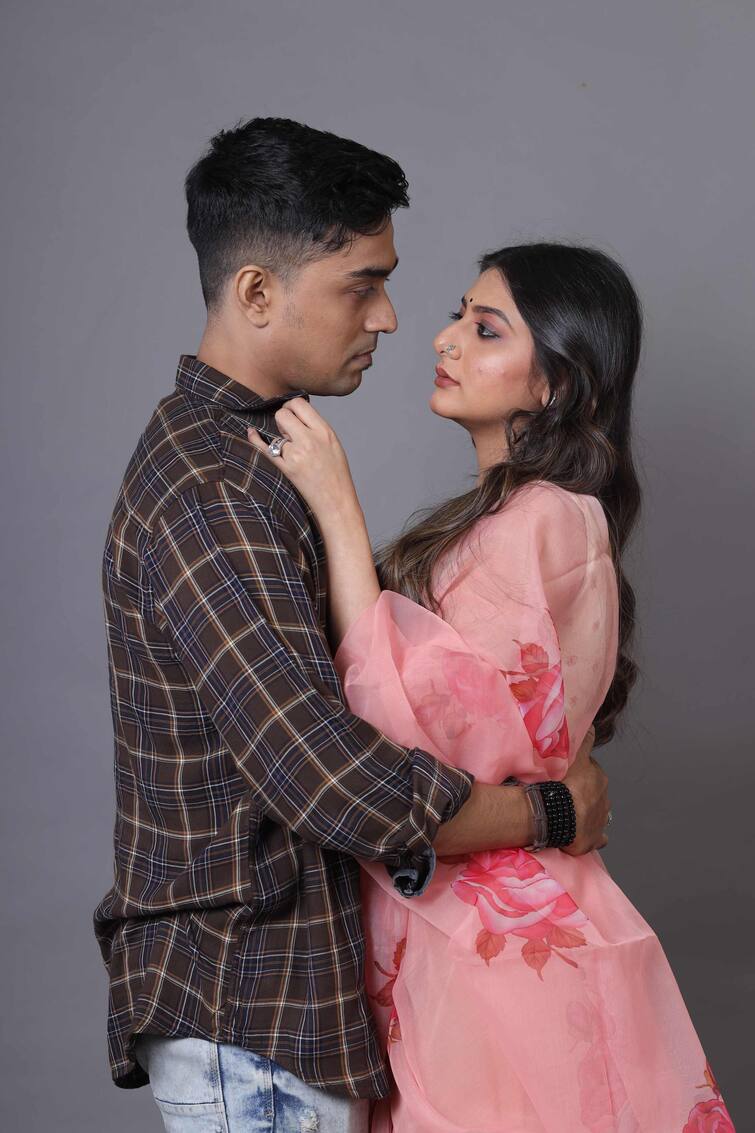 New Web Series: ছোটপর্দার জনপ্রিয় জুটি এবার রোম্যান্টিক থ্রিলারে, অর্পণ-স্বীকৃতির জীবনে ভিলেন জয়জিৎ?
