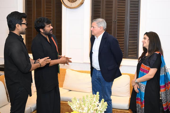 మరి రామ్ చరణ్తో నెట్ఫ్లిక్స్ ఏదైనా భారీ ప్రాజెక్టు ప్లాన్ చేస్తుందేమో తెలియాల్సి ఉంది.