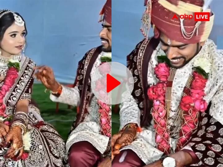Video: 'ये प्रभु, हे जगन्नाथ... ये क्या हुआ?', दूल्हे ने दुल्हन के चेहरे पर रखा हाथ, उतर आया ढेर सारा मेकअप, लोगों का रिएक्शन वायरल The groom placed his hand on the bride face a lot of makeup came off funny video went viral Video: 'ये प्रभु, हे जगन्नाथ... ये क्या हुआ?', दूल्हे ने दुल्हन के चेहरे पर रखा हाथ, उतर आया ढेर सारा मेकअप, लोगों का रिएक्शन वायरल