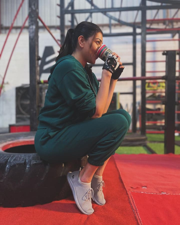 ఒకప్పుడు సౌత్ లో ఓ వెలుగు వెలిగిన అందాల చందమామ కాజల్ అగర్వాల్..రీసెంట్ గా బాలకృష్ణ భగవంత్ కేసరి మూవీలో నటించింది. త్వరలో మరో మూవీలో బాలయ్య సరసన నటించబోతోందని టాక్