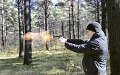 बंदूक की गोली की कितनी होती है रफ्तार, आधे से अधिक लोग नहीं जानते हैं इसका जवाब