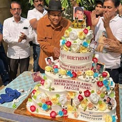 Dharmendra Celebrates 88th Birthday With Fans, Spends Time With Hema Malini - See Pics