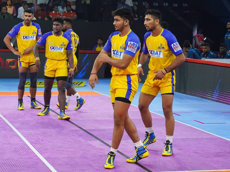 PKL 2023 Points Table: Standings and Rankings of Teams in Pro Kabaddi League Tamil Thalaivas Tamil Thalaivas: புள்ளிப்பட்டியலில் 6-வது இடத்தில் தமிழ் தலைவாஸ்; நாளை மறுநாள் பலமான பெங்கால் வாரியர்ஸ் உடன் மோதல்