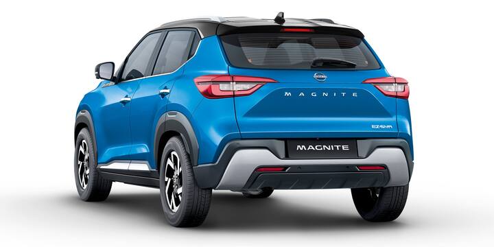 निसान ने हाल ही में अपनी मैग्नाइट को अपडेट किया है. जिसमें एक 1-लीटर नेचुरली एस्पिरेटेड पेट्रोल इंजन (71PS/96Nm) और एक 1-लीटर टर्बो-पेट्रोल इंजन (99bhp/160Nm) का ऑप्शन मिलता है. इसमें स्टैंडर्ड तौर पर 5-स्पीड मैनुअल ट्रांसमिशन मिलता है, जबकि टर्बो इंजन के साथ सीवीटी का भी ऑप्शन मिलता है. इसकी एक्स शोरूम कीमत 6 लाख रुपये से शुरू होती है. 
