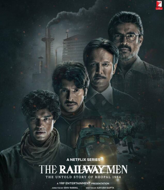साल 1984 में भोपाल में हुए एक भयानक घटना पर आधारित 'द रेलवे मैन' में आर.माधवन, केके मेनन, बाबिल खान और दिव्येंदु लीड रोल में हैं. फिल्म में दिखाया गया है कि कैसे केमिकल फैक्ट्री से जहरीली गैस लीक होने की वजह से लोगों की मौत हो जाती है. ऐसे में बहादुर रेलवे कर्मचारी लोगों की जान बचाने के लिए अपनी जान जोखिम में डालते हैं. इसे आप नेटफ्लिक्स पर देख सकते हैं.