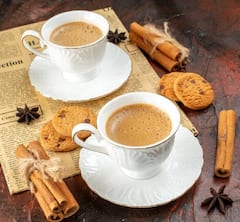 Tea: ਦਿਨ ਭਰ ਬਹੁਤ ਜ਼ਿਆਦਾ ਚਾਹ ਪੀਣ ਨਾਲ ਹੋ ਸਕਦੀਆਂ ਬਿਮਾਰੀਆਂ, ਜਾਣੋ ਦਿਨ 'ਚ ਕਿੰਨੀ ਚਾਹ ਪੀਣੀ ਸਹੀ