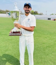 IPL 2024 Auction: আইপিএলের নিলামে ঝড় তুলতে পারেন এই ১০ আনক্যাপড ভারতীয় ক্রিকেটার