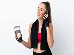 Fitness Tips : वर्कआऊट करण्यापूर्वी कॉफी पित आहात? वाचा कॉफी आरोग्यासाठी फायदेशीर की हानिकारक?