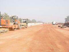 Atishi का आदेश- अधिकारी अप्रैल तक पूरा करें सीमापुरी आनंद विहार फ्लाईओवर का काम