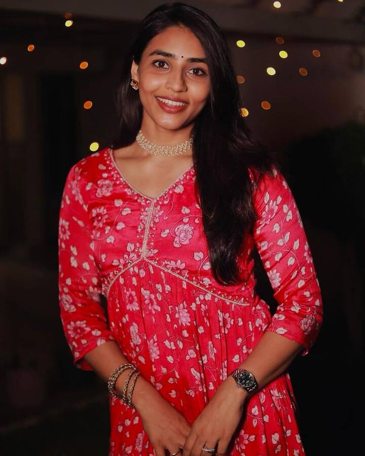 ‘వకీల్ సాబ్’ ఫేమ్ వేణు శ్రీరాం దర్శకత్వంలో ఈ సినిమా తెరకెక్కుతోంది.