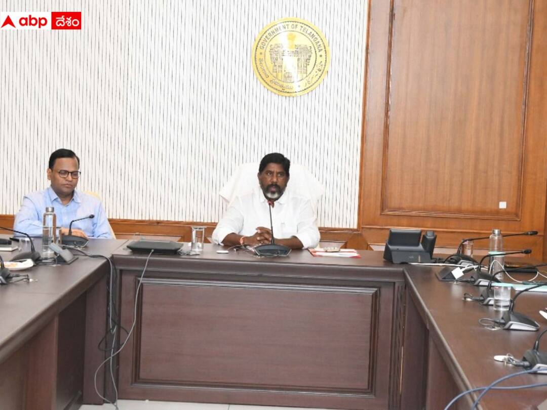 Telangana Finance Minister Bhatti Vikramarka review meeting with officials Bhatti Vikramarka: లక్షల కోట్ల అప్పుల్లో తెలంగాణ, ఛాలెంజ్ గా ఆర్థికశాఖ తీసుకున్నాను: భట్టి విక్రమార్క