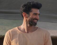 Year Ender 2023: पहली बार में ही OTT पर छा गए ये सेलेब्स, करीना से लेकर शाहिद तक, इस साल इन सितारों ने किया अपना डेब्यू