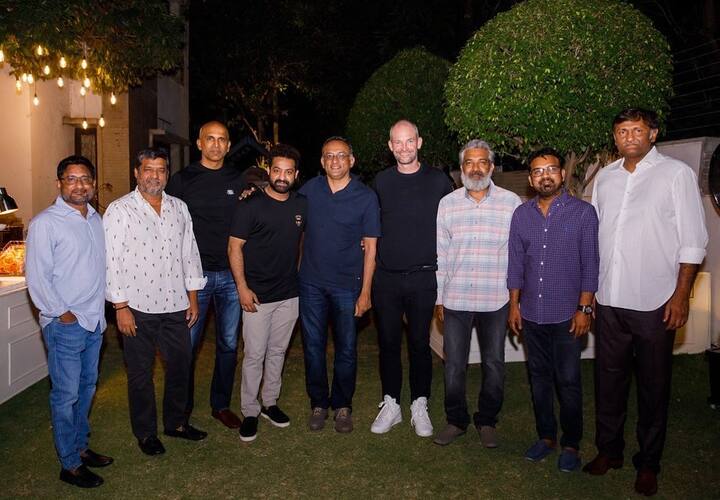 ఈ సంవత్సరం ఏప్రిల్‌లో జేమ్స్ ఫారెల్ హైదరాబాద్‌కు వచ్చినప్పుడు తారక్‌ను కలిశారు.