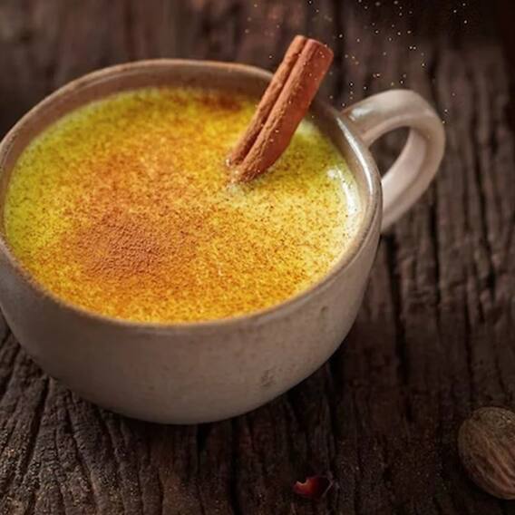 Turmeric milk cures women's diseases