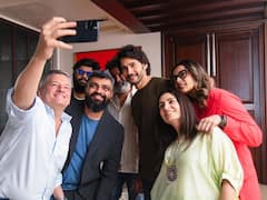 మహేష్ బాబుతో నెట్ ఫ్లిక్స్ సీఈవో సెల్ఫీ, మూడు రోజుల పర్యటనపై ఇంట్రెస్టింగ్ కామెంట్స్