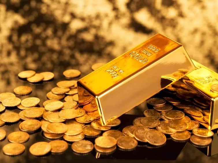 gold rate today silver rate today 10 december sunday gold silver latest price in mumbai pune delhi chennai Gold Silver Rate Today check latest rate here Gold Rate Today : महागाईतही सोन्याला मोठी मागणी! आज सोने-चांदीचा भाव काय? जाणून घ्या