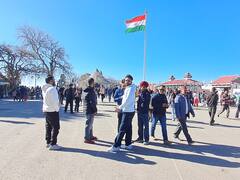 In Pics: वीकेंड पर पर्यटकों से गुलजार हुआ शिमला, 24 घंटे में 13 हजार 255 गाड़ियों की आवाजाही