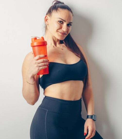 ਕੌਫੀ ਦਰਦ ਨੂੰ ਠੀਕ ਕਰਨ ਵਿੱਚ ਮਦਦ ਕਰਦੀ ਹੈ। ਜੇਕਰ ਤੁਹਾਨੂੰ ਭਾਰੀ ਕਸਰਤ ਤੋਂ ਬਾਅਦ ਮਾਸਪੇਸ਼ੀਆਂ ਵਿੱਚ ਦਰਦ ਹੋ ਰਿਹਾ ਹੈ, ਤਾਂ ਕੌਫੀ ਪੀਣ ਨਾਲ ਰਾਹਤ ਮਿਲ ਸਕਦੀ ਹੈ।