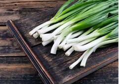 Green onion: ਸਰਦੀਆਂ 'ਚ ਖੂਬ ਖਾਓ ਹਰੇ ਪਿਆਜ਼, ਹੋਣਗੇ ਹੈਰਾਨ ਕਰਨ ਵਾਲੇ ਫਾਇਦੇ