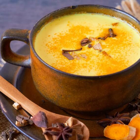 Turmeric milk cures women's diseases