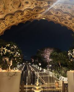 Sara Tendulkar Slays In Black Blazer And Metallic Coloured Pants - See Pics