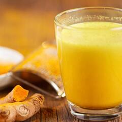 ਹਲਦੀ ਵਾਲਾ ਦੁੱਧ ਦੂਰ ਕਰਦਾ ਹੈ ਔਰਤਾਂ ਦੀਆਂ ਬਿਮਾਰੀਆਂ