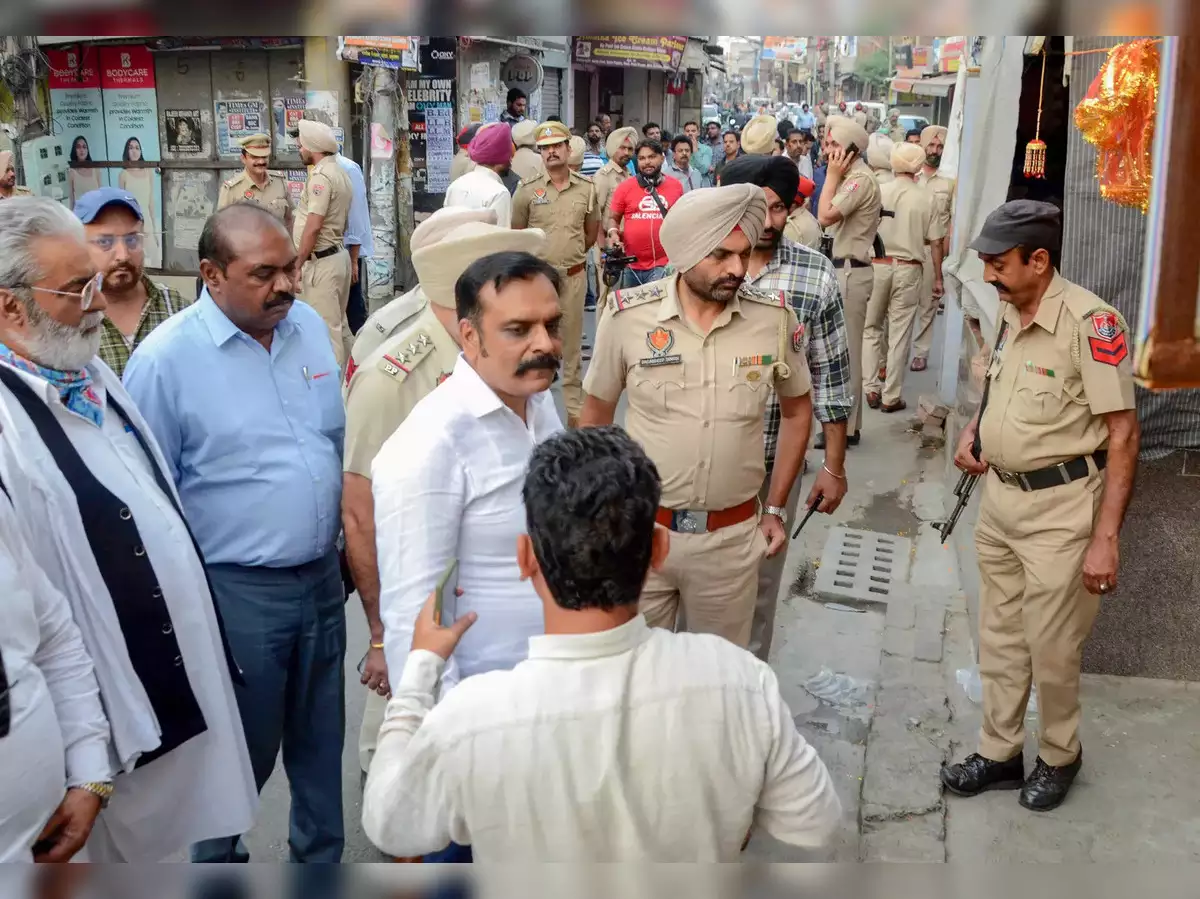 AAP MLA ਕੁੰਵਰ ਵਿਜੈ ਪ੍ਰਤਾਪ ਨਿੱਤਰੇ ਚੋਣ ਮੈਦਾਨ 'ਚ, ਪਾਰਟੀ ਹਾਈਕਮਾਨ ਨੂੰ ਪੈ ਗਈਆਂ ਭਾਜੜਾਂ