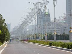 Turkmenistan Rule: दुनिया के इस देश में मौजूद है नरक का दरवाजा! नॉर्थ कोरिया से भी खतरनाक है कानून, देखें तस्वीरें