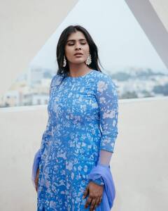 నీలి డ్రస్సులో నిండుగా హెబ్బా పటేల్ - లేటెస్ట్ ఫొటోలు చూశారా?