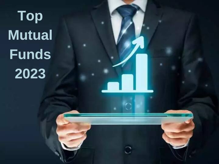 stock market news in telugu Top-mutual-funds-of-this-year-give-return-up-to-52-percent Top Mutual Funds: ఇలాంటి ఫండ్స్‌ చేతిలో ఉంటే చాలు, టాప్‌ క్లాస్‌ రిటర్న్స్‌తో మీ కోసం డబ్బు సంపాదిస్తాయి