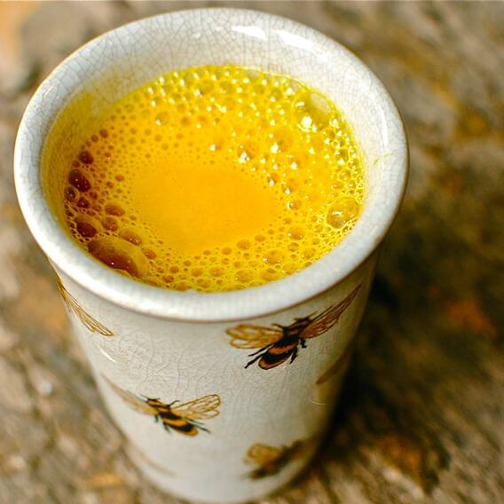 Turmeric milk cures women's diseases